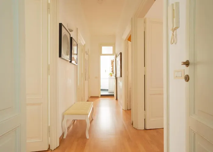 Snooze Trastevere House * Рим